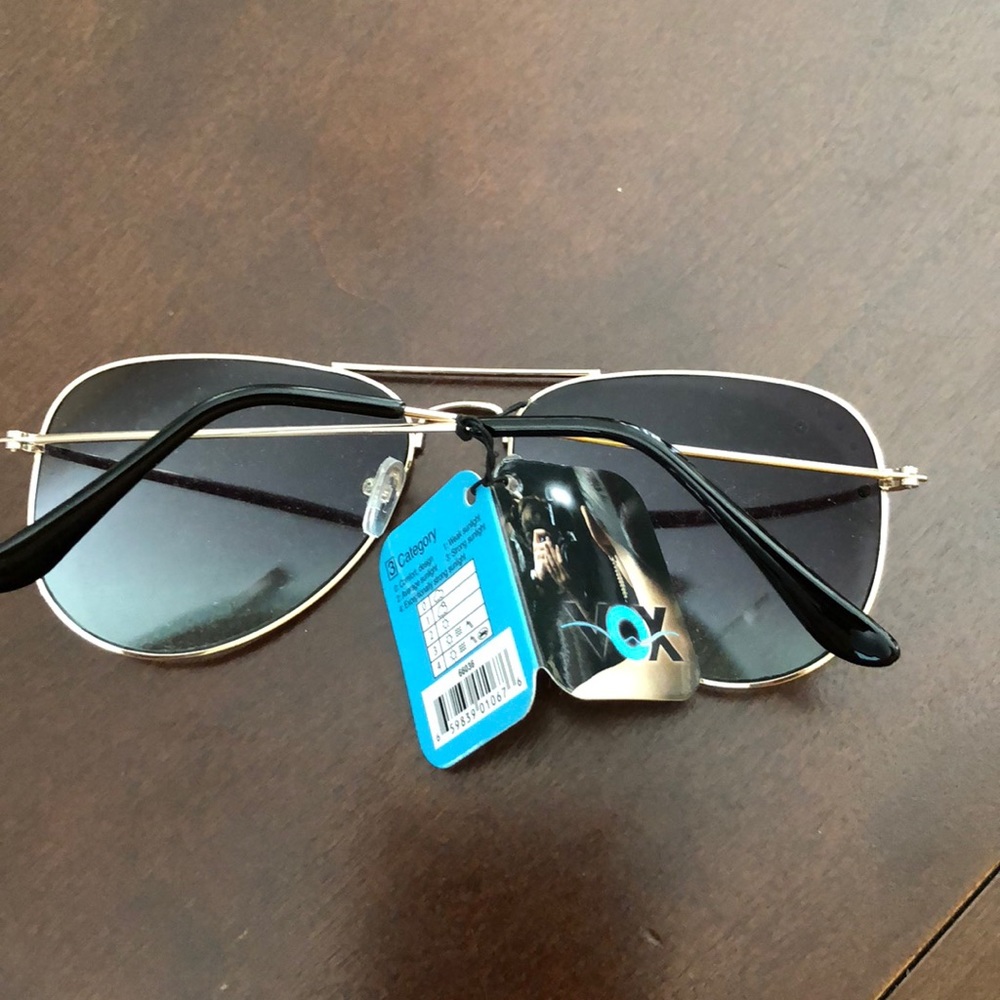 ✨HP✨Aviators With Rhinestone Studded Lens - Picture 2 of 2